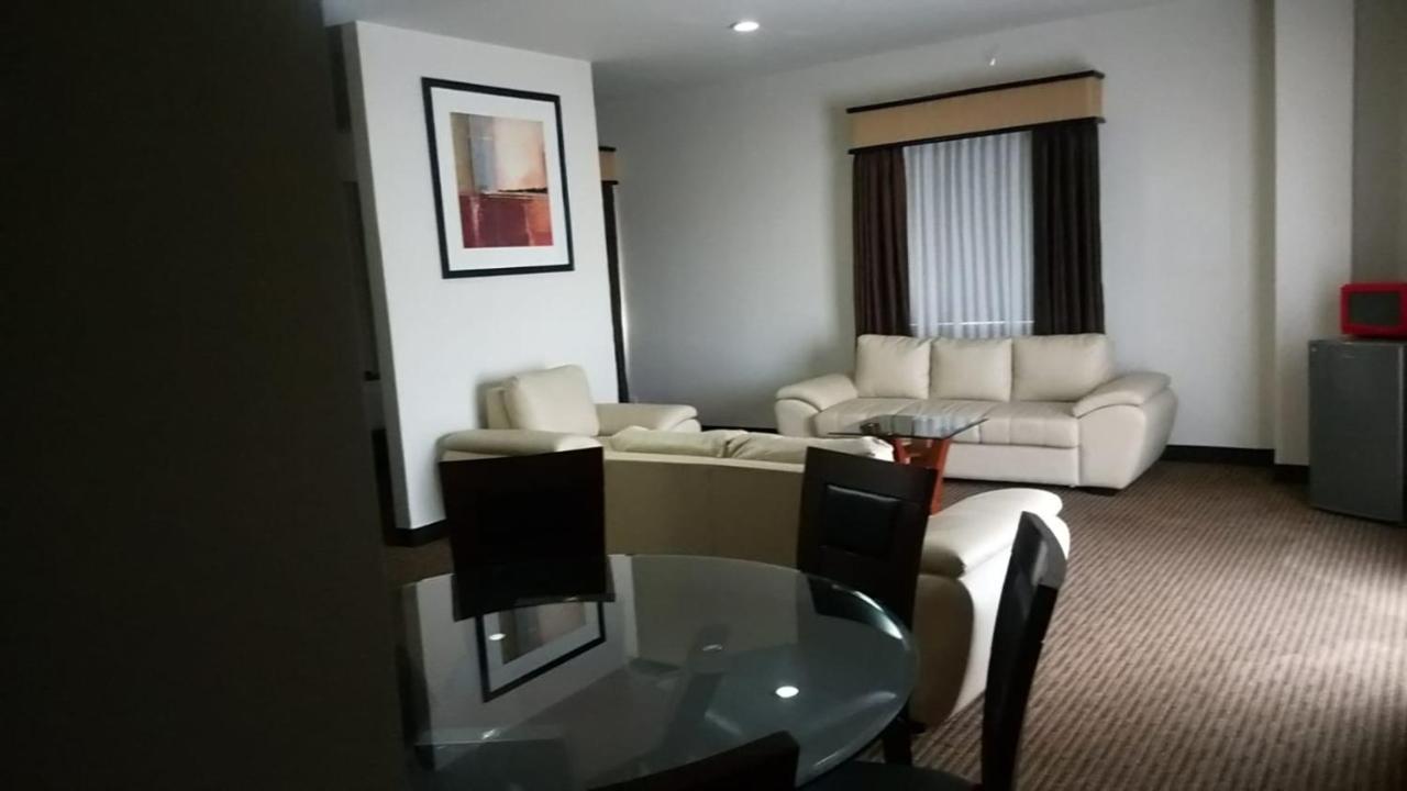 Best Western Plus La Mina Parral Екстериор снимка