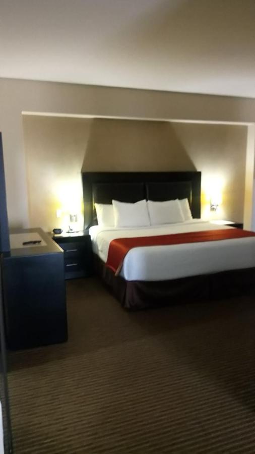 Best Western Plus La Mina Parral Екстериор снимка